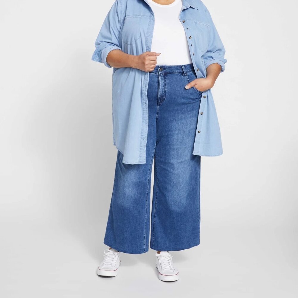 Universal Standard Jackie High Rise Cropped Jeans in True Blue, Size 6